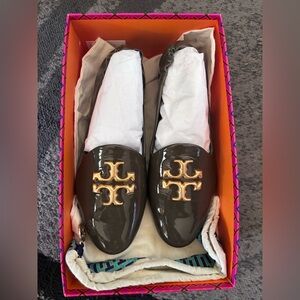 Style no :
141282 

Color :
Moss spongy

Size : 
7 US

BRAND NEW